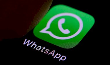 Cara Membuat Tulisan di WhatshApp Warna-warni