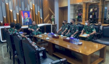 Kasad Jenderal Dudung Beri Penghargaan Atas Aksi Heroik Prajurit TNI Kodim 0617/Majalengka