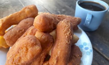 Jajanan 'Kontol Pesok' Banyak Peminat