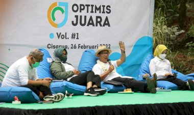 Ridwan Kamil Tegaskan Camat Harus Proaktif Respons Keluhan Warga