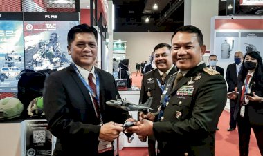 DSA 2022, PTDI Serahkan Supplemental Type Certificate (STC) Pesawat CN235-220M TUDM