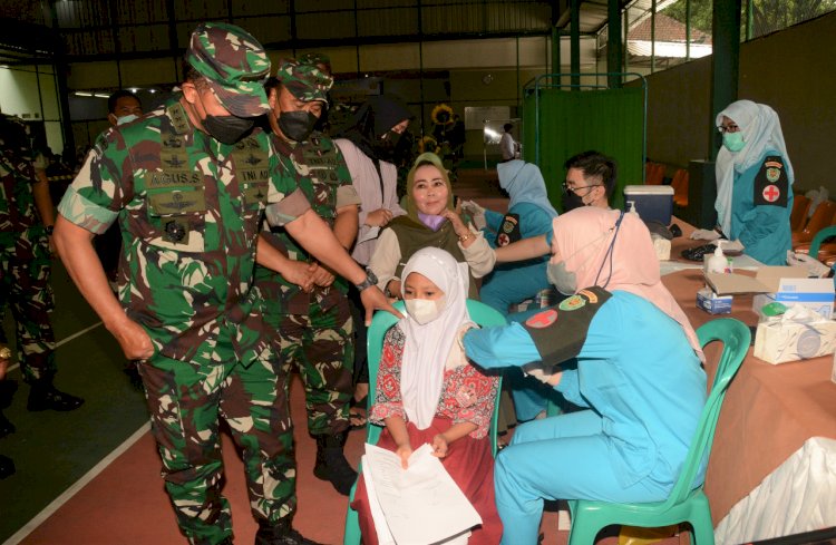 TNI AD Terus Lakukan Serbuan Vaksinasi Di Seluruh Wilayah Indonesia