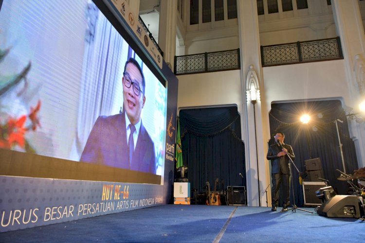Ridwan Kamil Berbagi Pengalaman Saat Main  Film Layar Lebar