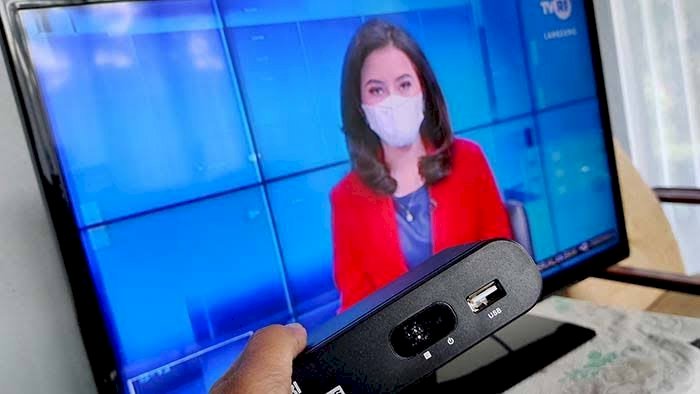 Kominfo Mulai Bagikan STB TV Digital Gratis