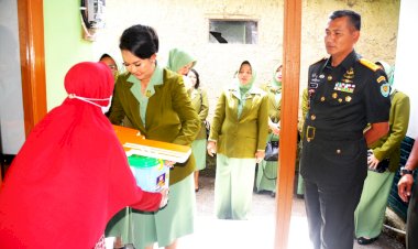 Warga Cikole Dapat Rumah Baru Dari Ketua Persit KCK Daerah III/Siliwangi