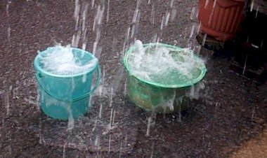Warganet Ini Harus Tampung Air Sebelum Mandi