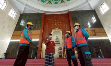 Program Ramadhan Berkah PLN Jabar Sentuh Seribu Rumah Ibadah