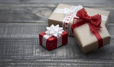 Bocah Ini Beli Hijab Untuk Kado Ultah Ibunya