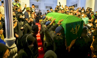 Salawat Nabi Warnai Prosesi Kedatangan Jenazah Putra Ridwan Kamil di Gedung Pakuan Bandung