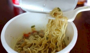 Cara Mudah Masak Mie Instan Cup yang Enak