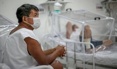 Masyarakat Tak Usah Panik Hadapi Omricon Varian Baru