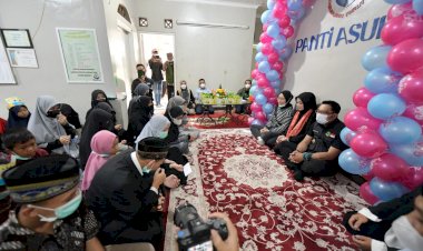 Mengenang Jejak Eril, Ridwan Kamil dan Keluarga Berbagi dengan Anak Yatim Piatu