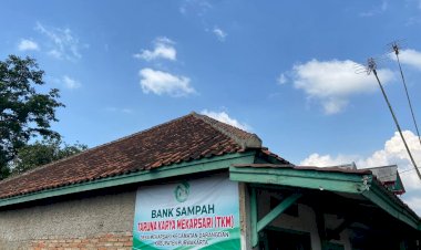 PLN Salurkan Bantuan Pengembangan Bank Sampah
