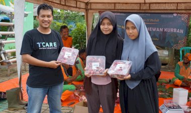 T.Care Salurkan Program Sebar Berkah Kurban di 6 Provinsi