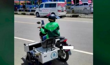 Ojol Penyandang Disabilitas Ini Tetap Semangat Meski Sering Ditolak Penumpang