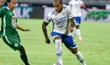 Menang Laga Tandang dan Pelatih Baru Jadi Awal Kebangkitan Persib Bandung