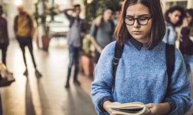 Tips Mengatasi Rasa Minder