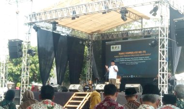 Dekopinwil Jabar Dorong Sarjana Ekonomi  Bantu Kembangkan Korporasi