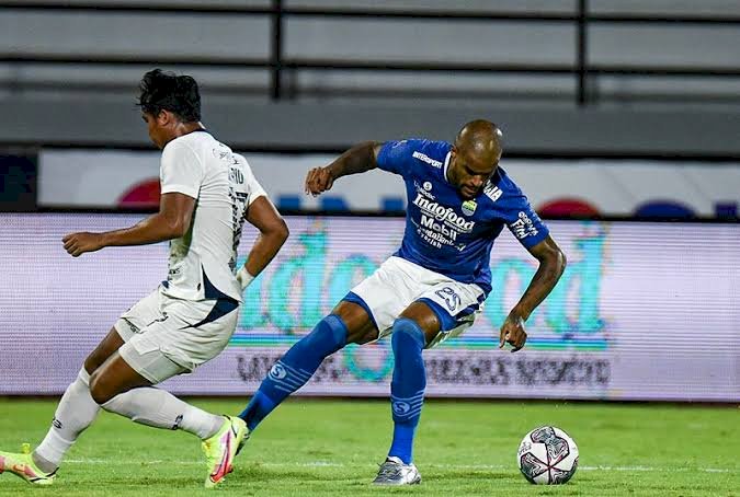 David Da Silva Bawa Kemenangan Perdana Persib Bandung