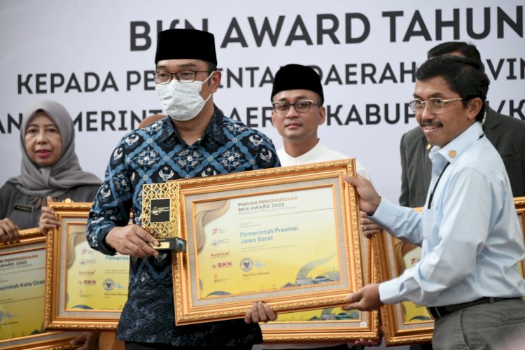 Pemda Provinsi Jawa Sabet Penghargaan Badan Kepegawaian Negara Award 2022