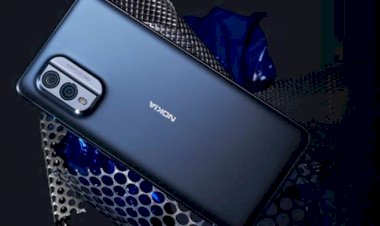 Nokia X30 5G Usung Panel AMOLED