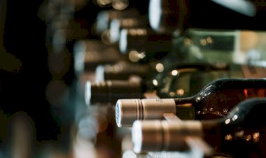 Saudi Akan Izinkan Minum Alkohol-Bikini?