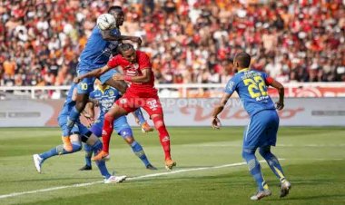 Kapan Jadwal Persib vs Persija Dilanjutkan?