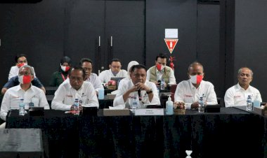 Abraham Mose Kembali Nakhodai PT Pindad