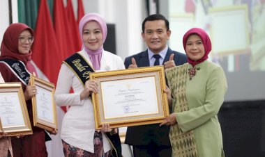Atalia Raih Penghargaan Wiyata Dharma Madya dari Kemendikbudristek