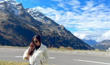Intip! Gaya Aura Kasih Pamer Gunung Indah