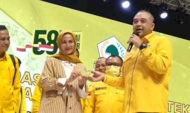 Sah, Wanda Hamidah Kader Partai Golkar