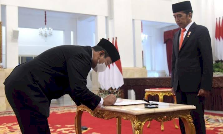 Jokowi Resmi Lantik Kader PDIP Hendrar Prihadi Jadi Kepala LKPP