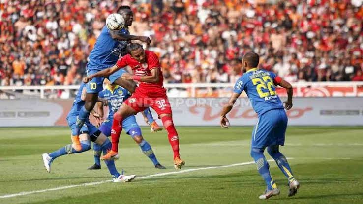 Kapan Jadwal Persib vs Persija Dilanjutkan?