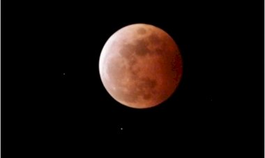 Gerhana Bulan Total 8 November 2022