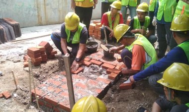 Pekerja Bangunan Butuh Sertifikasi