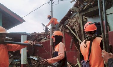 Kisah Petugas PLN Tetap Jalani Tugas Layani Masyarakat Meski Rumahnya juga Hancur Akibat Gempa Cianjur