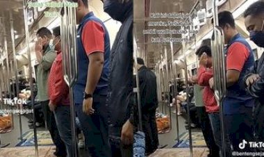 Shalat Berjamaah dalam Kereta, Bikin Kagum Warganet