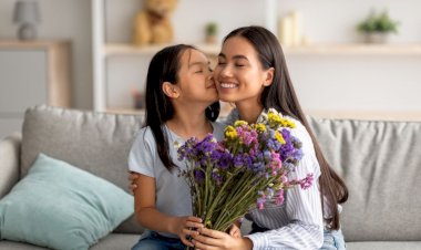 Kumpulan  Ucapan Hari Ibu 22 Desember, Menyentuh dan Penuh Cinta