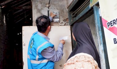 136 Rumah Warga Kurang Mampu di Indramayu Tak Gelap Lagi