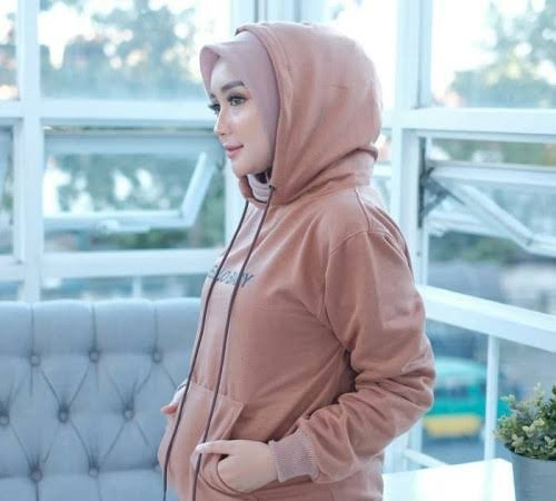 Viral, 3 Desember Harus Pakai Sweater, Ada Apa?