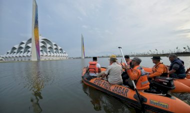 Akhir Pekan Ini PKL di Masjid Al Jabbar akan Ditertibkan