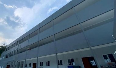 Para Santri di Tasikmalaya Kini Cemas Asrama Bocor dan Roboh