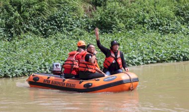 Puluhan Ribu Pohon Ditanam di Tepi Sungai Kalimalang