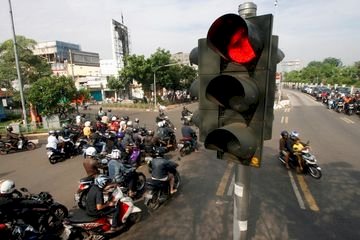 Durasi Lampu Merah Terlama di Indonesia Ternyata Ada di Bandung