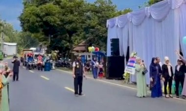 Acara Nikahan Ini Bikin Heboh Sampai Berani Tutup Jalan Raya