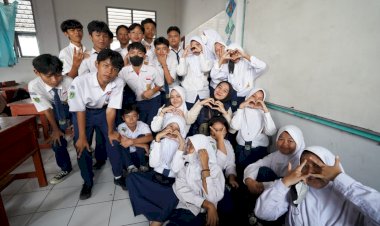Gubernur Ridwan Kamil Sarankan Guru SMK di Cirebon Dinasihati Saja