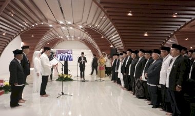 Ridwan Kamil Lantik 174 Pengurus Masjid Raya Al Jabbar