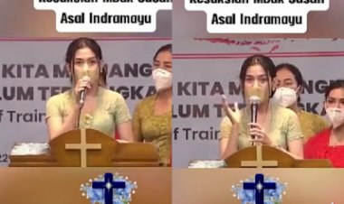 Dulu Bercadar dan Umroh Sekarang Pindah Agama Kristen
