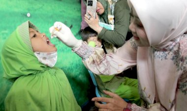 Hari Pertama, Jabar Vaksinasi Polio 500 Ribu Anak