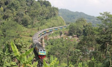 Hari Pertama Angkutan Lebaran 2023, PT KAI Daop 2 Bandung Berangkatkan 10.750 Pelanggan